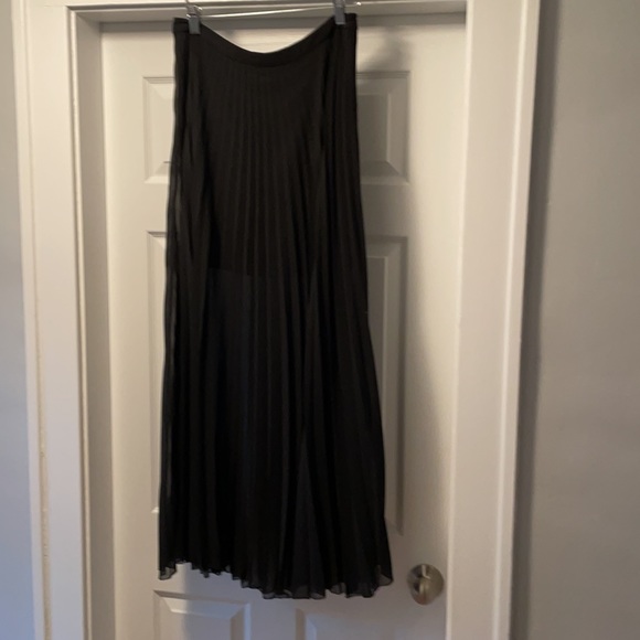 Maxi skirt - Picture 2 of 3